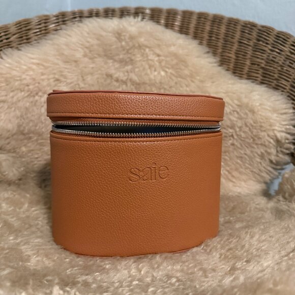 Saie Vanity Travel Case Makeup Bag Train - Picture 1 of 1